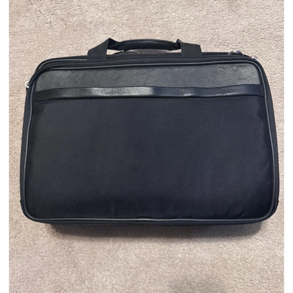 Kenneth Cole‎ Reaction Laptop Bag Briefcase Black Business Career Excellent!